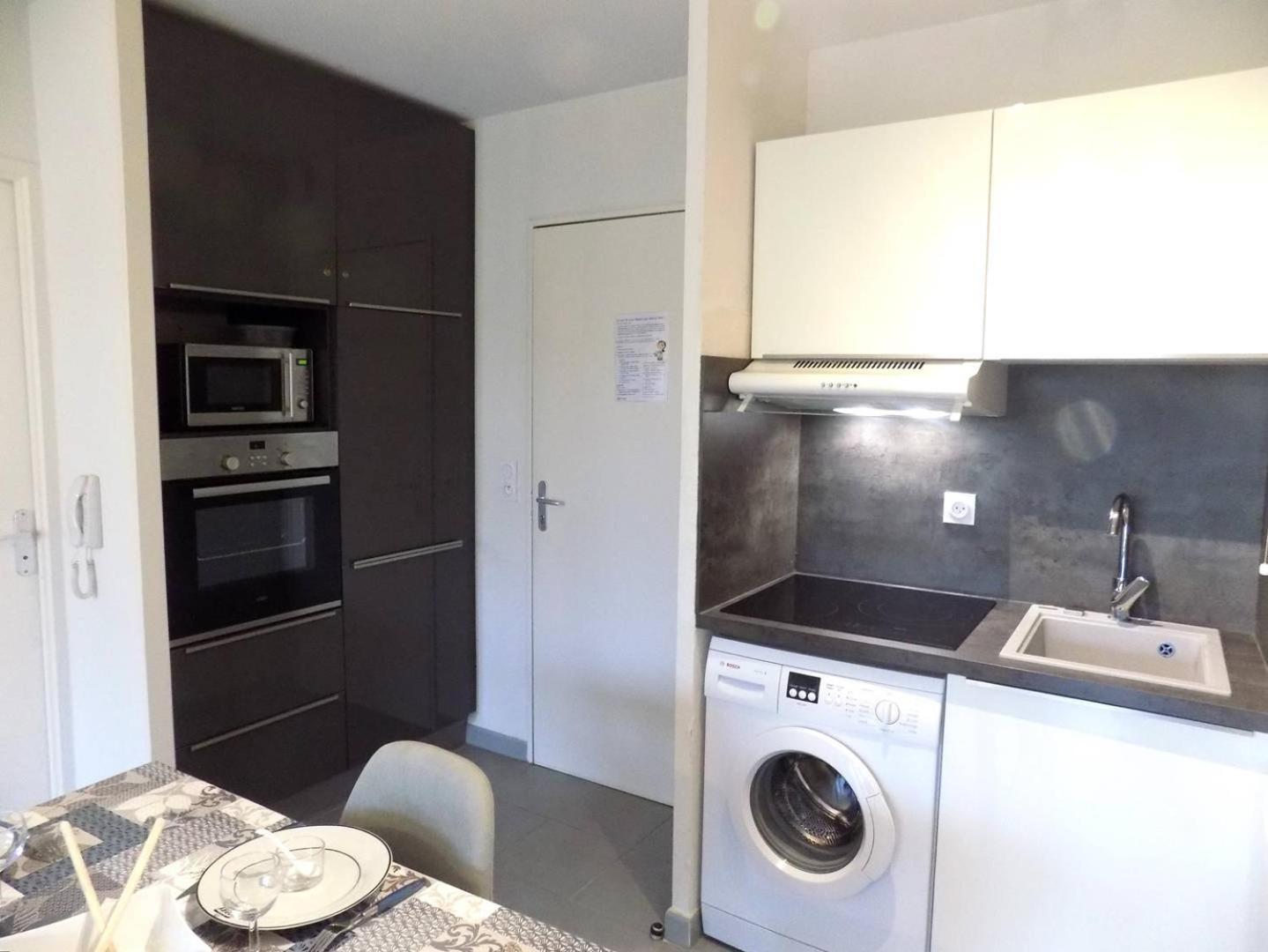 - Confortable - Terrasse Et Jardinet Privatif - Wifi * Royan